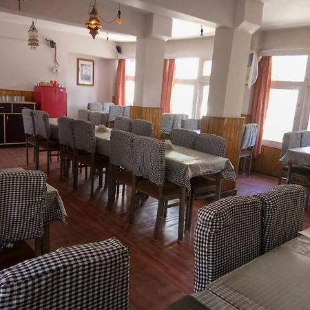 Hotel Gyespa Kyelang Екстер'єр фото
