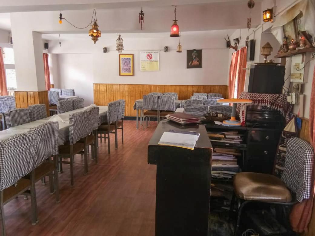 Hotel Gyespa Kyelang Екстер'єр фото